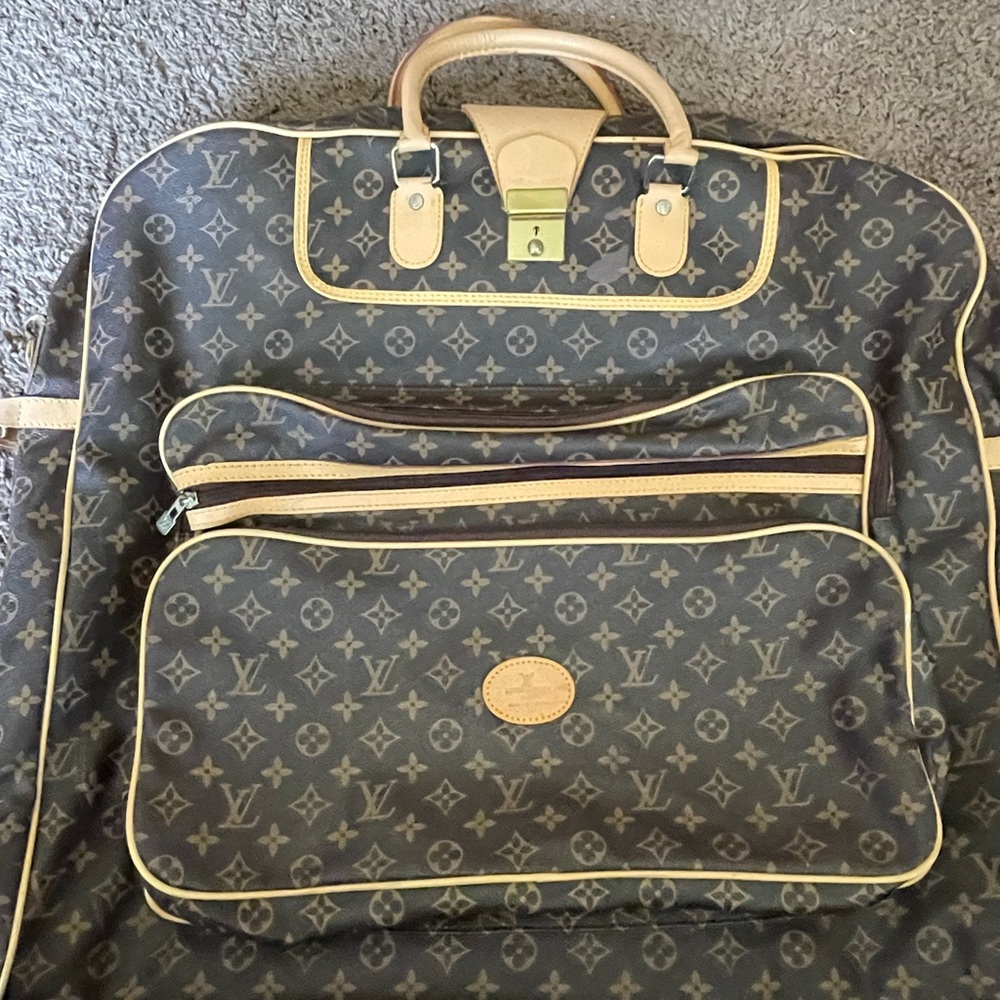 Louis Vuitton Garment Bag